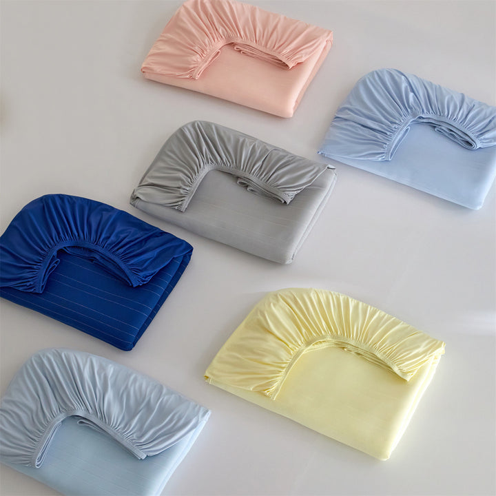 Tief-Taschen Stretch-Fit Matratzenbezug mit Mikrofaser-Pinstripe-Textur