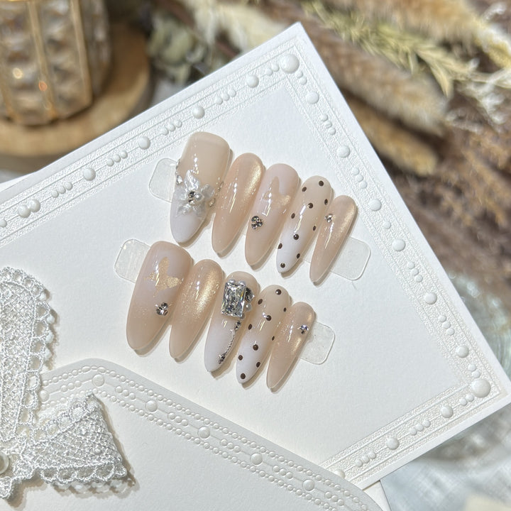 Elegantes langes Stiletto Press-On Nail Set