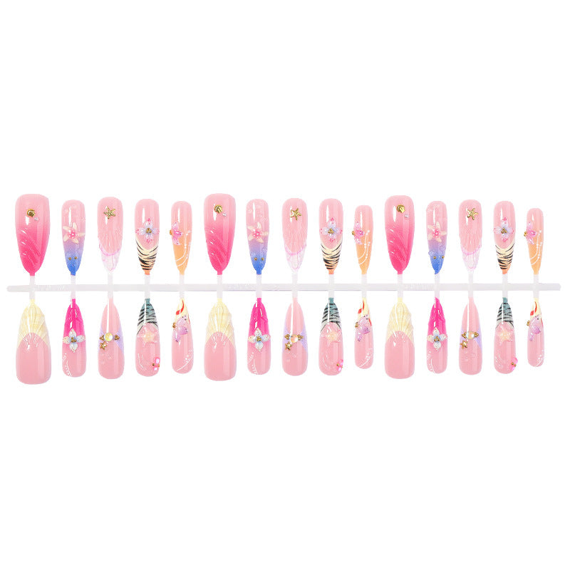 Dekorativer Press-On Nagelset mit floralen Akzenten Karnz 1788495788