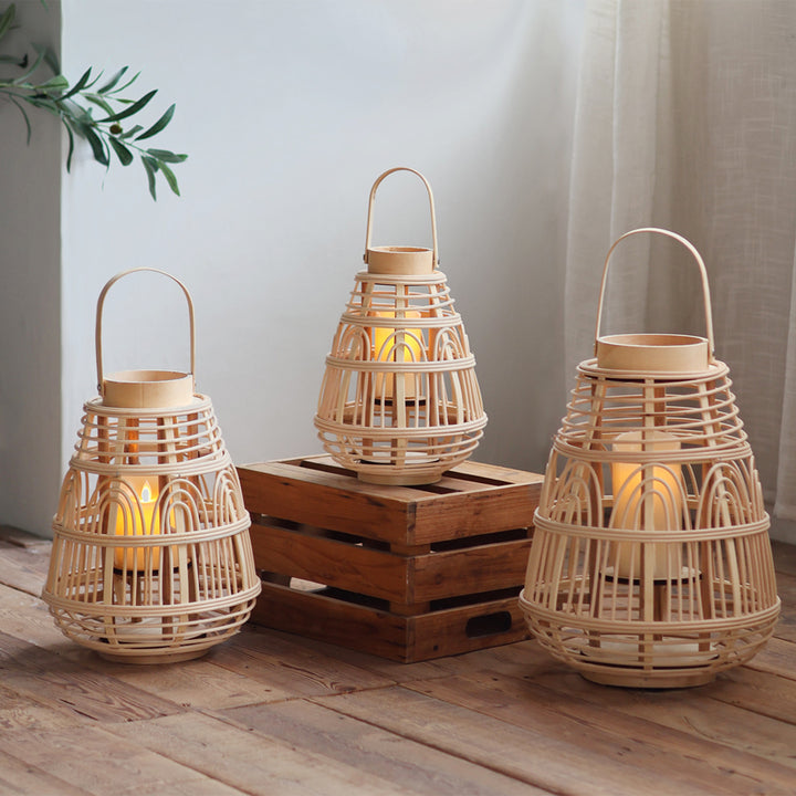 Handgefertigte Rattan-Laterne Karnz