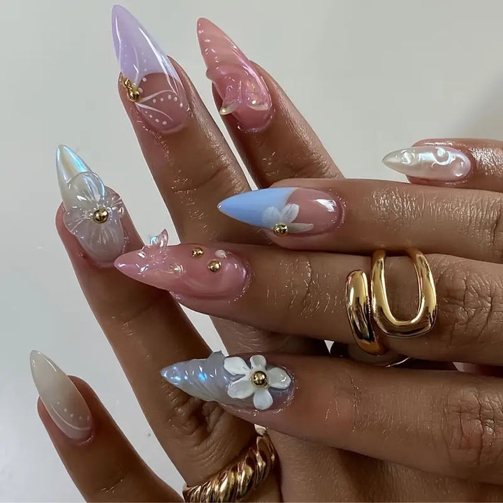Künstlerische 3D Muschel-inspirierte Press-On Nagelkunst Karnz