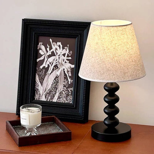 Moderne skulpturale Tischlampe