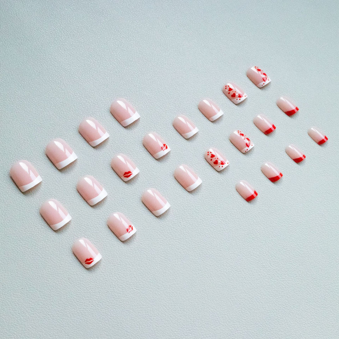 Kreatives Kiss-inspiriertes Nagelkunst-Set