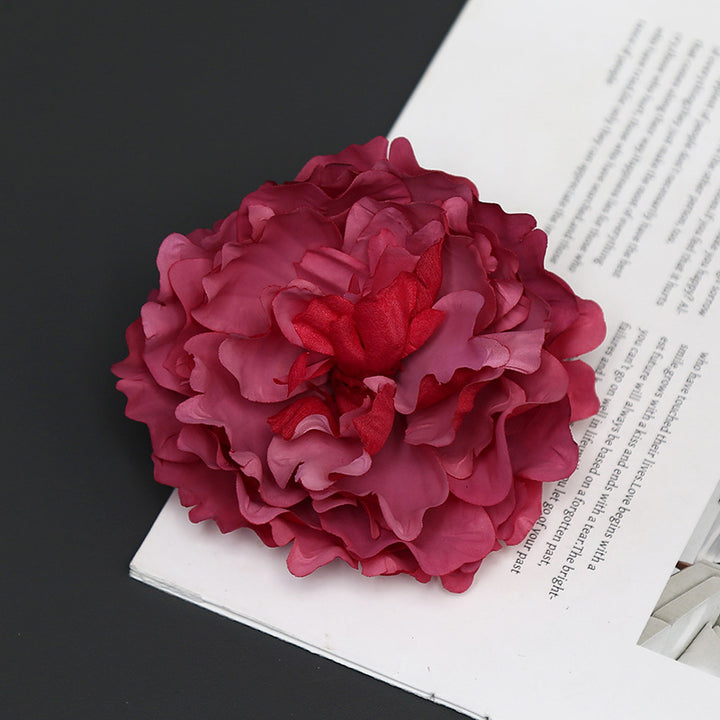 Dekorative Stoff Blumenbrosche