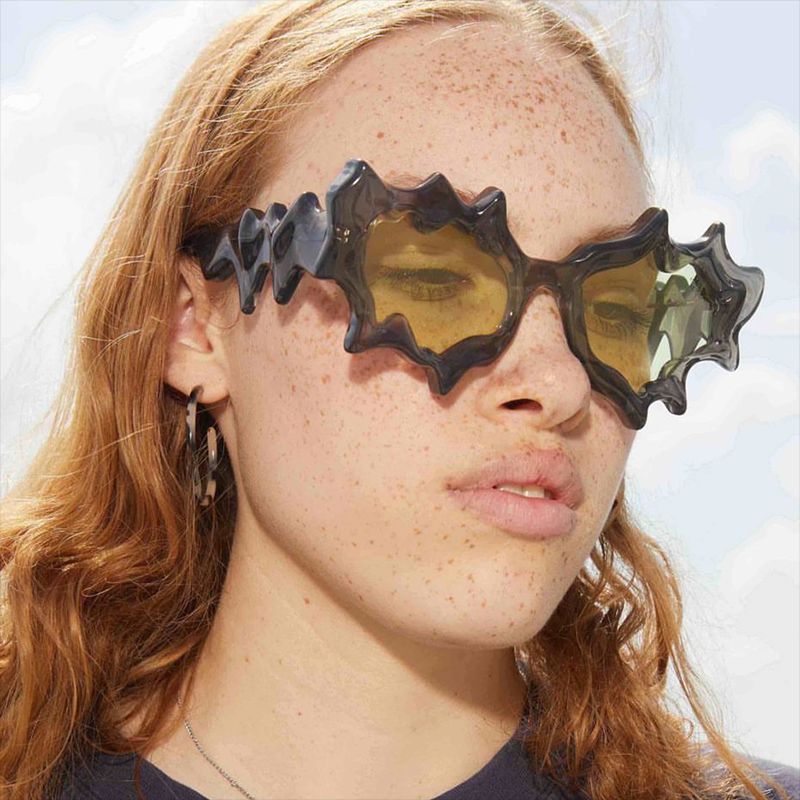 Damen außergewöhnliche Fashion-Sonnenbrille im kreativen Design Karnz