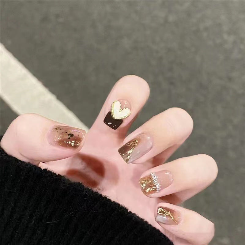 Kreatives Nagelkunst-Set mit Herz- und Glitzerdesign Karnz
