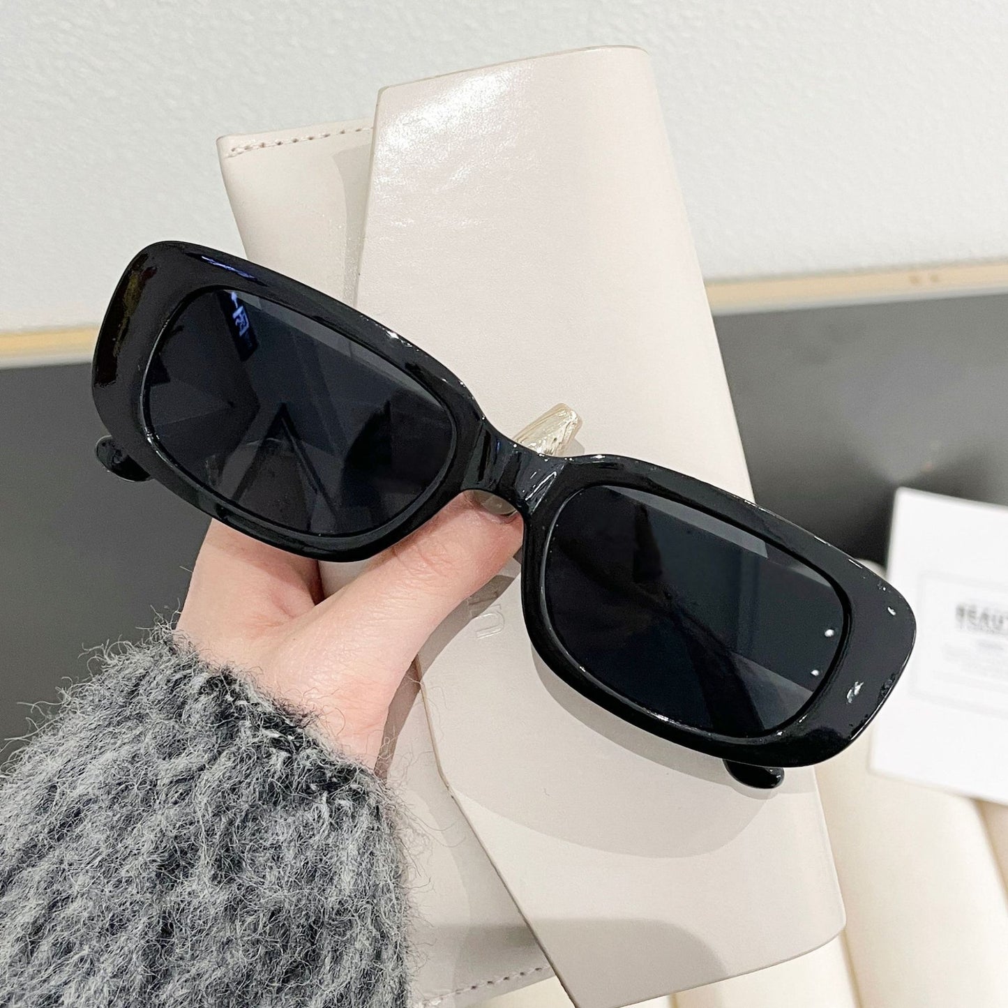 Damen Stylische Rechteck-Sonnenbrille Karnz