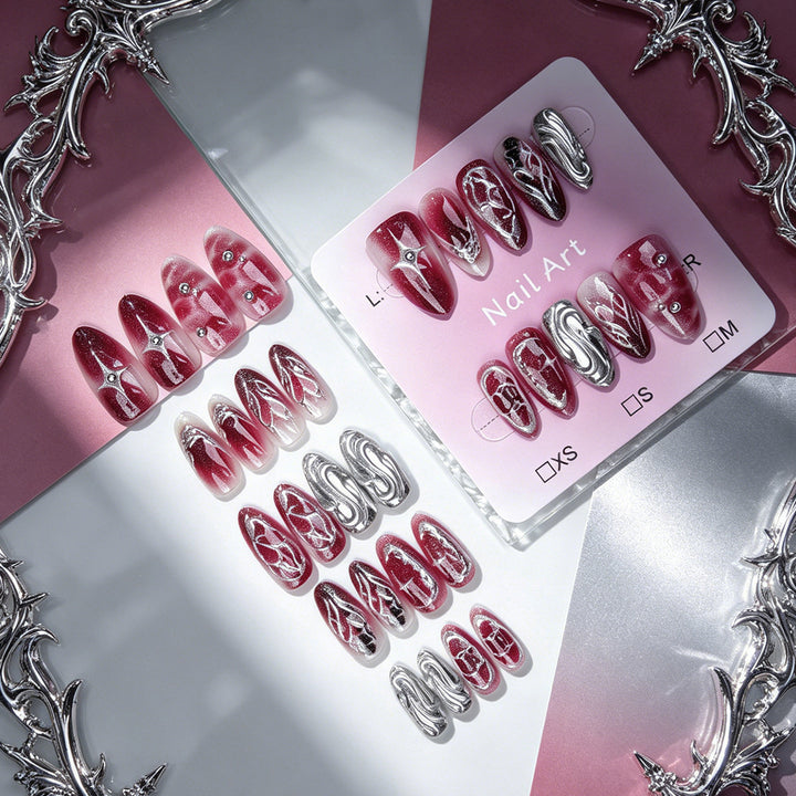 Glamouröse Kunstnagel Kollektion Karnz