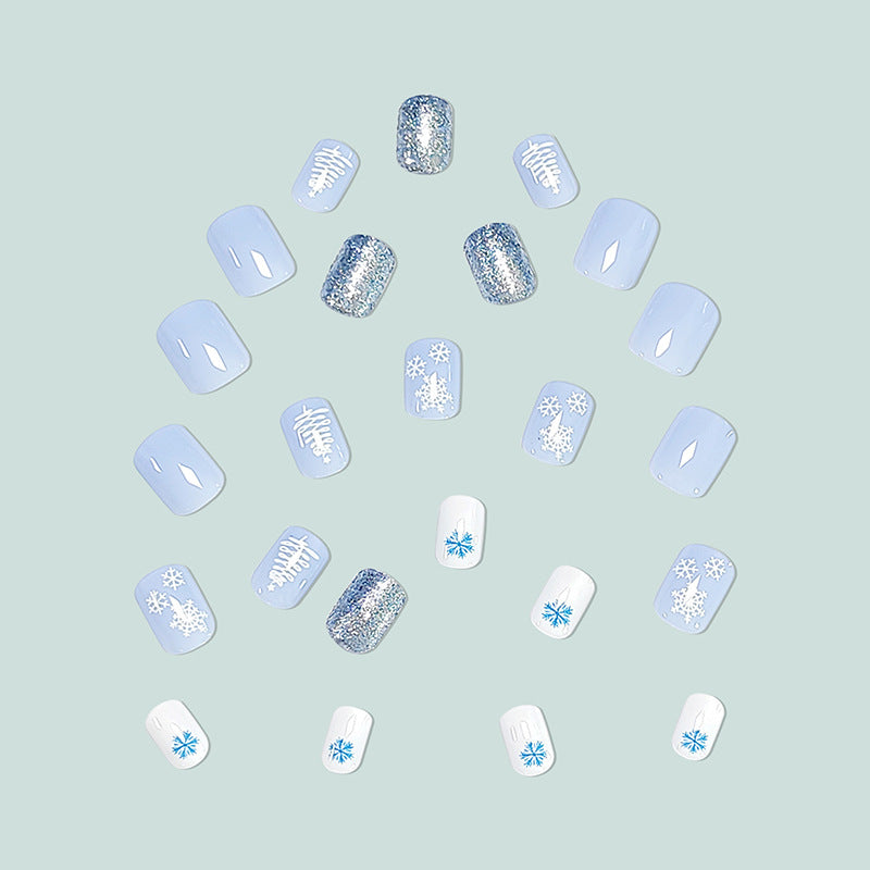 Kunstvolle Winter Nagelkunst Karnz