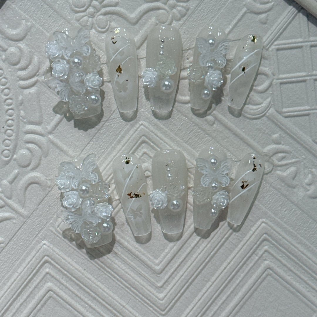 Elegante Blumen-Nagelkunst-Tipps