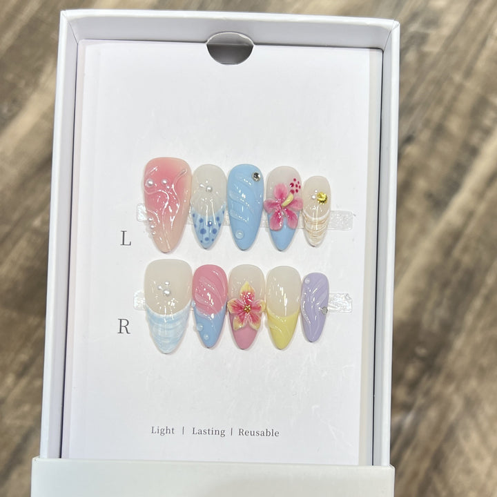 Dekorativer Floral Stiletto Press-On Nail Set Karnz