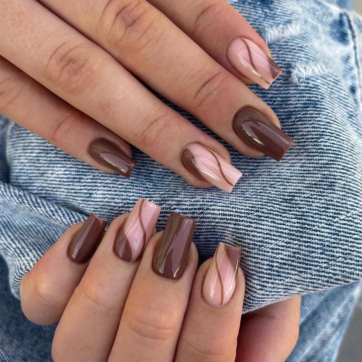 Premium Press-On Nagelkunstset mit eleganten Designs Karnz