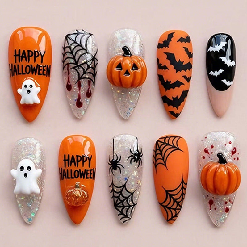 Halloween Kunstnagelset mit gruseligen Motiven und gleitendem Design Karnz