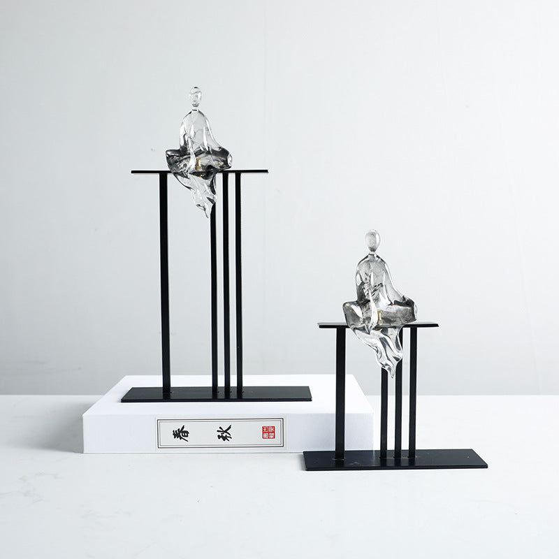Zeitgenössische abstrakte figurative Skulptur