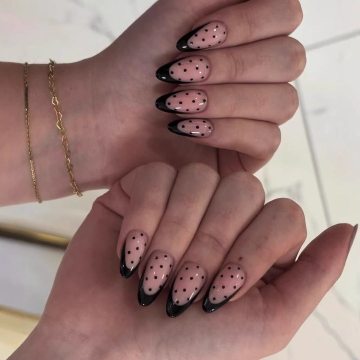 Dekorative Stiletto Nagelkunst Design Karnz