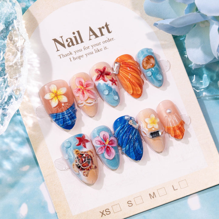Kunstnagelset mit maritimen Motiven und 3D-Elementen Karnz