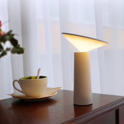 Moderne Tischlampe
