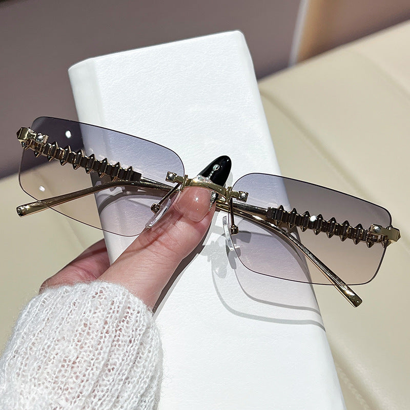 Damen elegante und modische Brille Karnz