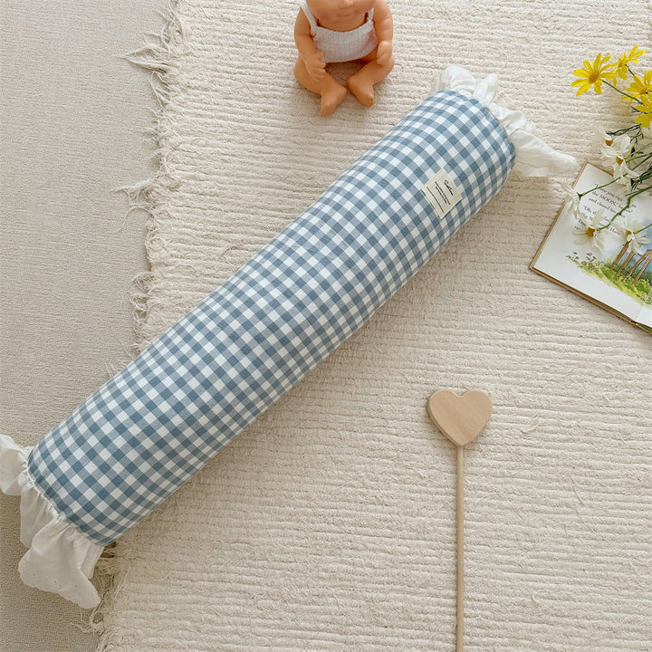 Rüschengingham-Kinderzimmer-Polsterkissen mit Bärenapplikation