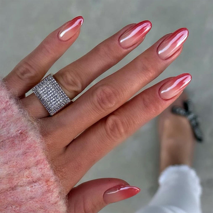 Kunstvolle Nailart mit trendigem Farbverlauf Karnz