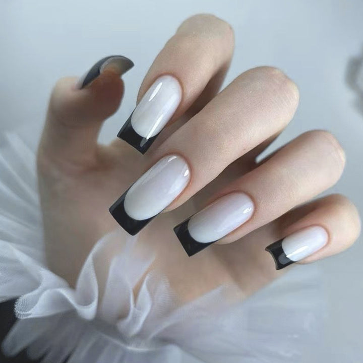 Elegante French Tip Presse-auf Nägel Karnz 1789915939