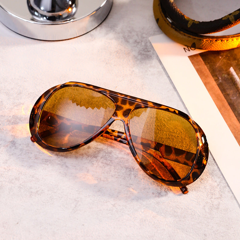 Damen modische Pilotensonnenbrille Karnz
