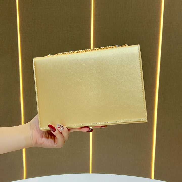 Minimalistische Umschlag-Clutch