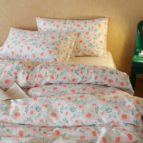 Baumwollsatin Bettwäsche-Set mit feinem Karomuster und floralen Motiven