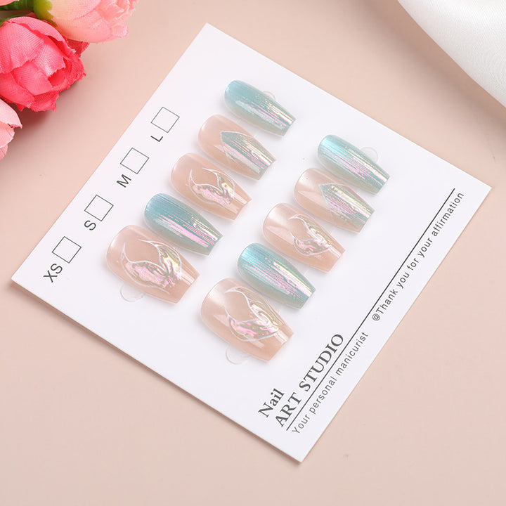 Künstlerische Nagelspitzen Karnz