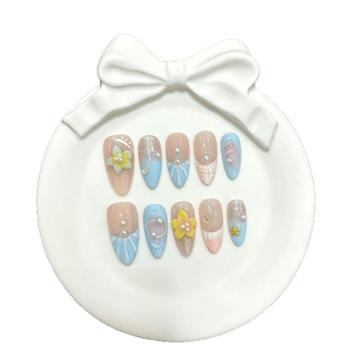 Floral Decorative Press-On Nail Art Set mit eleganten Schmuckakzenten