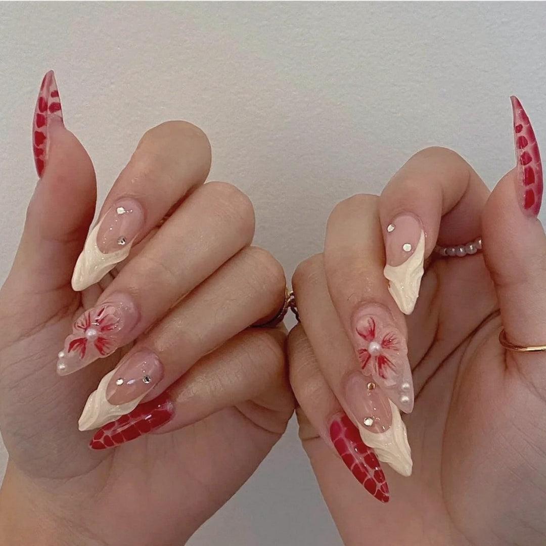 Künstlerische Florale und Textur Stiletto Nagelverlängerungen Karnz