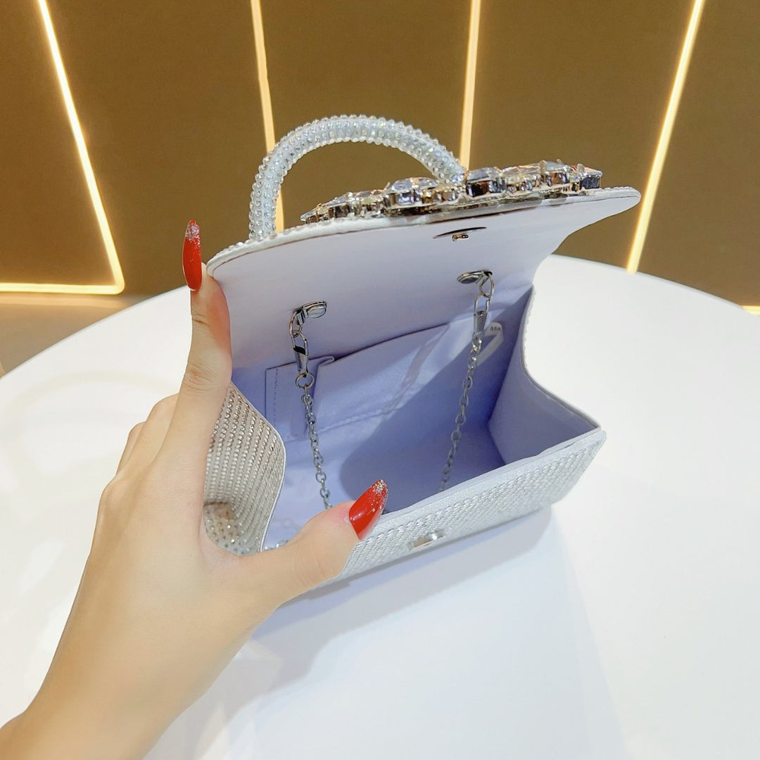 Glamouröse mit Strass besetzte Abend-Handtasche