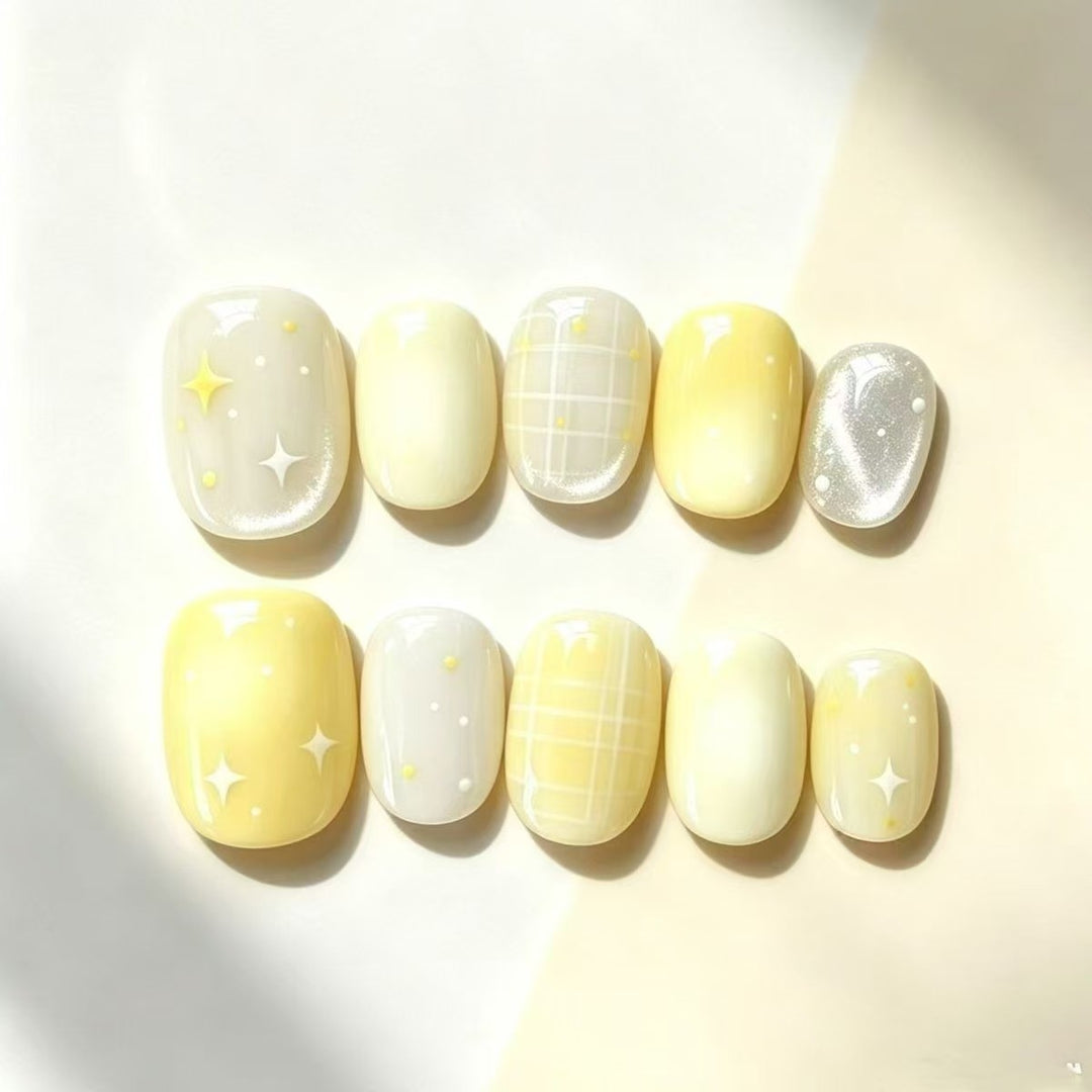 Elegantes Press-On-Nagelkunst-Set mit Stern-Design Karnz
