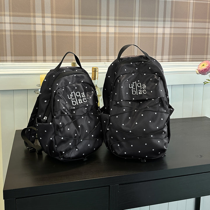 Stylischer leichter gepunkteter Rucksack Karnz