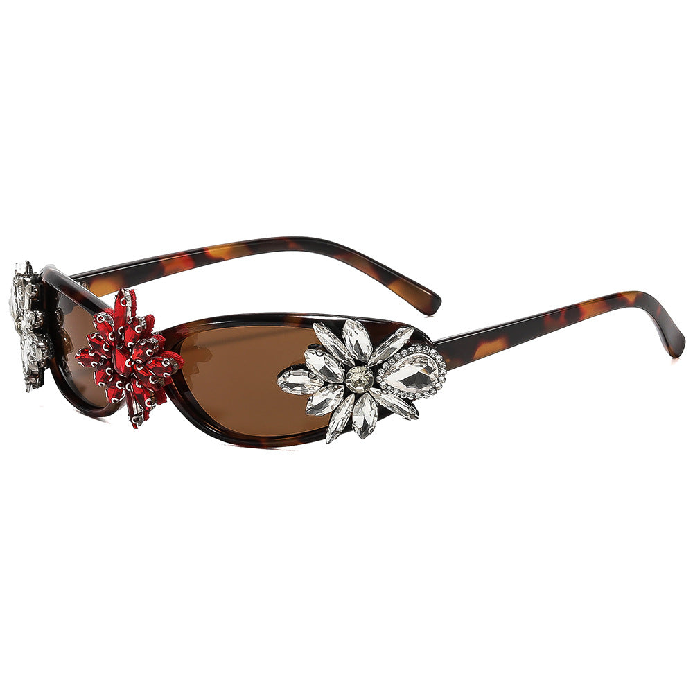 Damen Glamouröse Designer-Sonnenbrille mit floralen Akzenten Karnz
