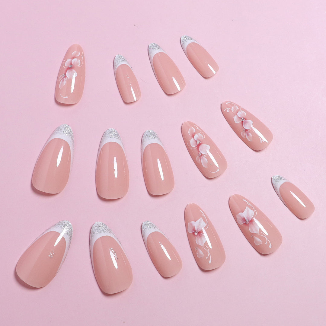 Elegantes DIY-Nagelkunst-Set Karnz