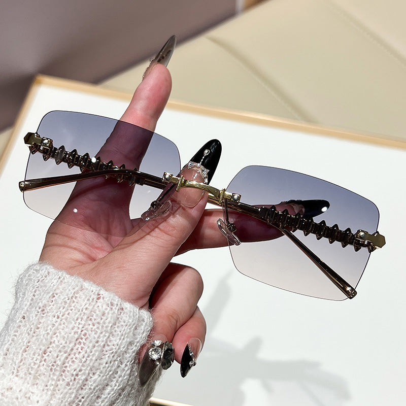 Damen modische Brille Karnz
