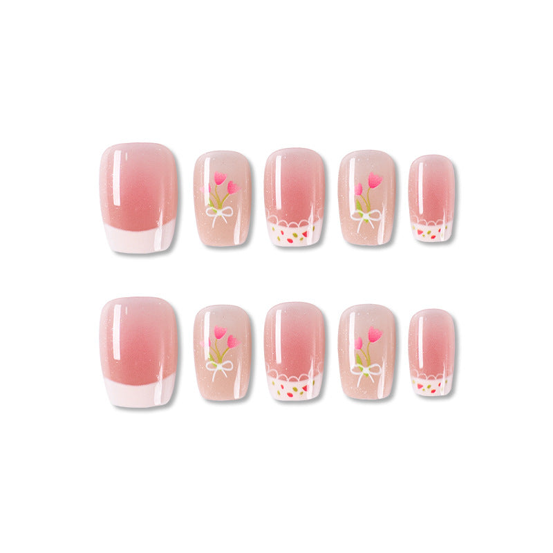 Blumeninspiriertes Press-On Nagelkunstset Karnz