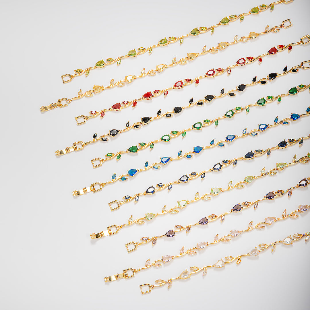Elegante florale Design-Aussage-Armband Karnz