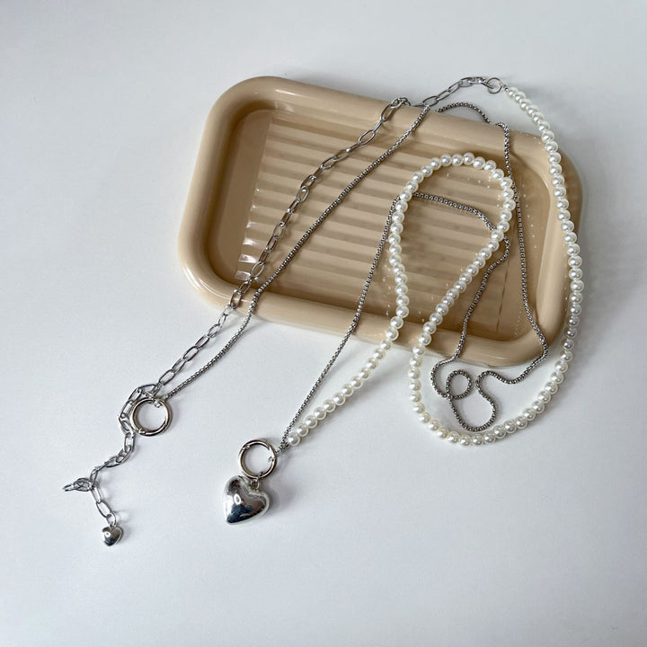 Elegante Perlen Brillenband Karnz