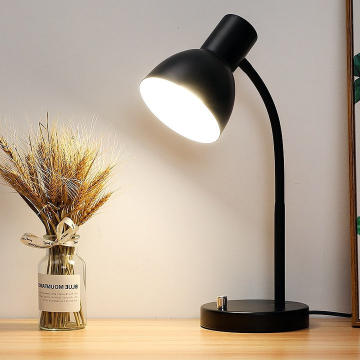 Moderne verstellbare LED-Schreibtischlampe