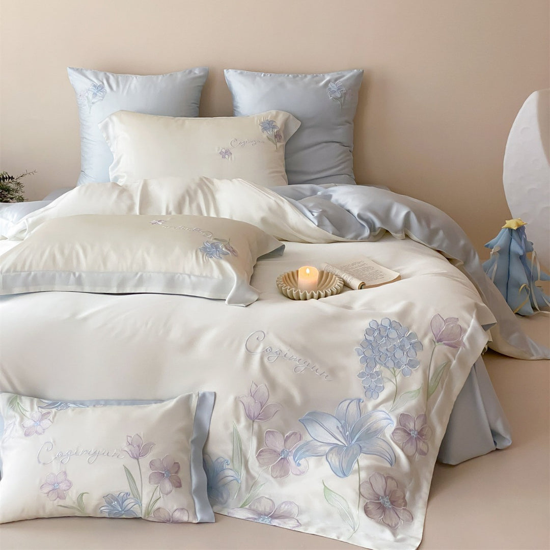 Botanisch besticktes Satin-Mischbettwäsche-Set mit Kissenbezügen