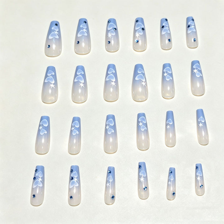 Künstlerische Press-On Nagelkunst Tipps Karnz