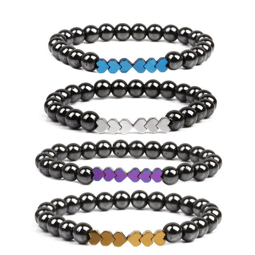 Natürliche Steinperlenarmband mit Herzakzenten Karnz