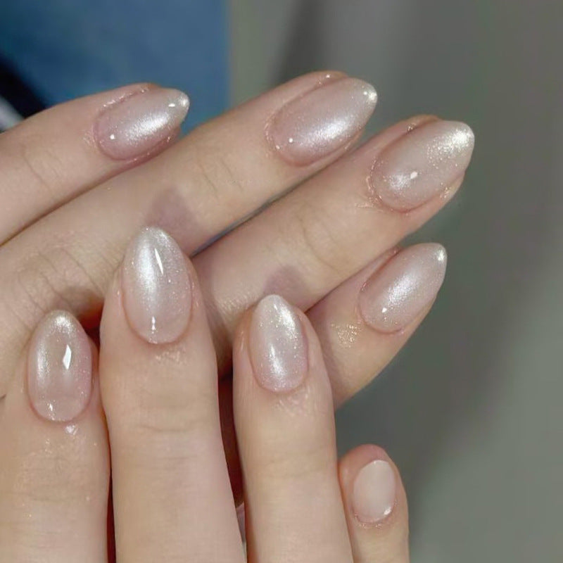 Künstlerische glitzernde mandelförmige Nagelverlängerungen Karnz