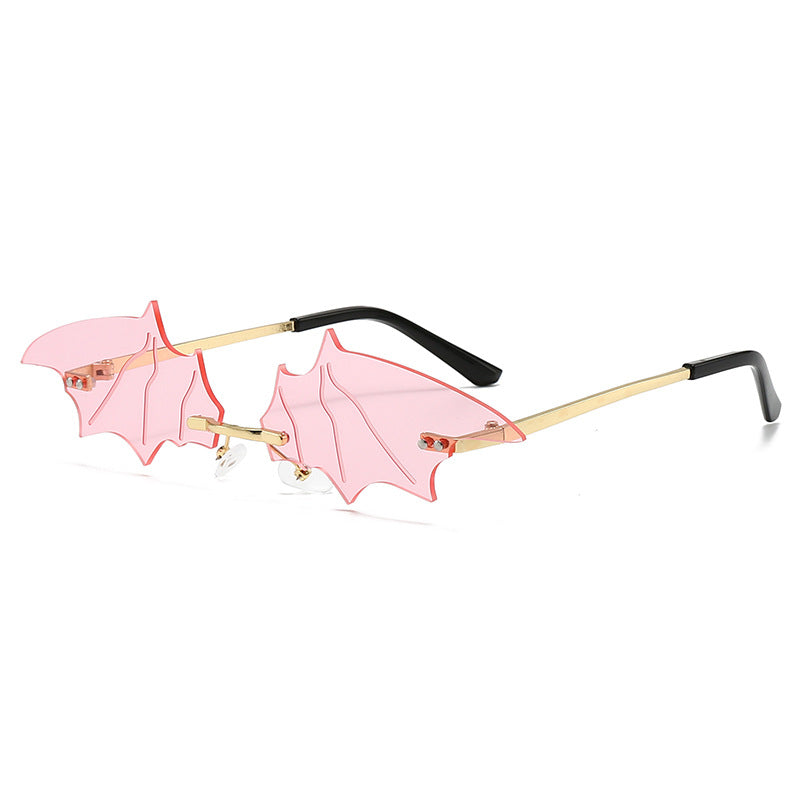 Damen kreative und auffällige Sonnenbrille mit Bat-Design Karnz