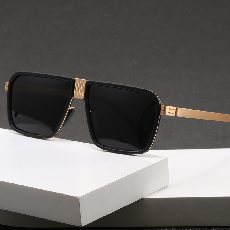 Damen modische Sonnenbrille im modernen, eckigen Design Karnz