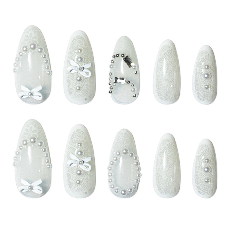 Elegante Spitzen Design Nagelverlängerungen Karnz