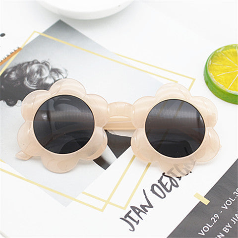 Damen Sonnenbrille im verspielten Blumenmuster Karnz