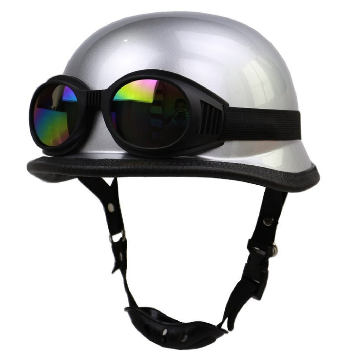 Vintage-Motorradhelm mit schützenden Goggles Karnz